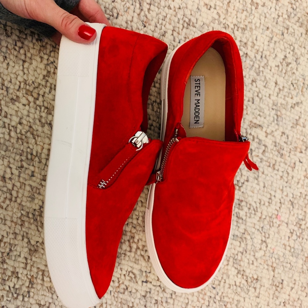 Steve Madden Platform Slip-Ons